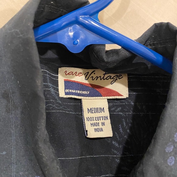 Mens Medium Button Up made by Rare Vintage - Picture 3 of 3